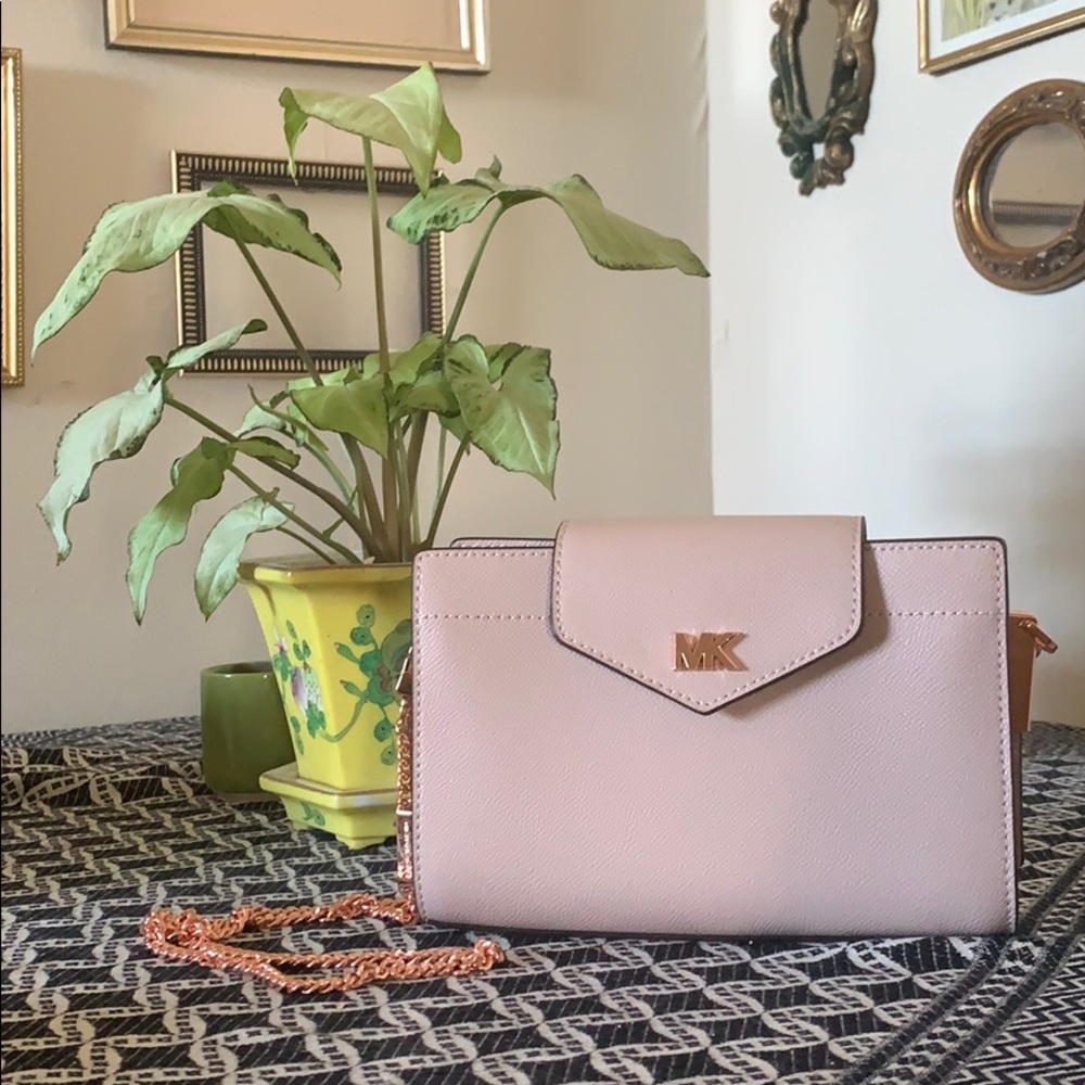 Michael Kors crossbody